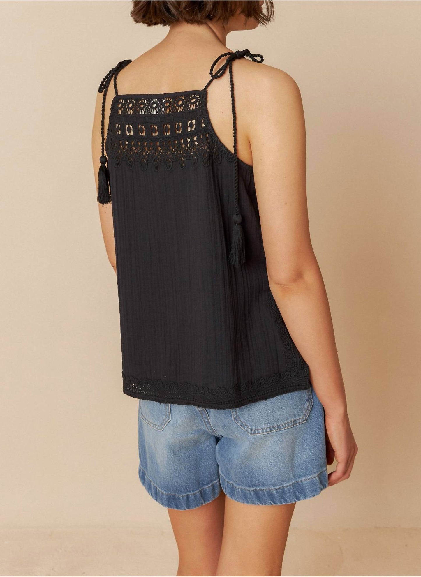 Indi & Cold - Halter Top with Inserted Lace Trims in Double Gauze