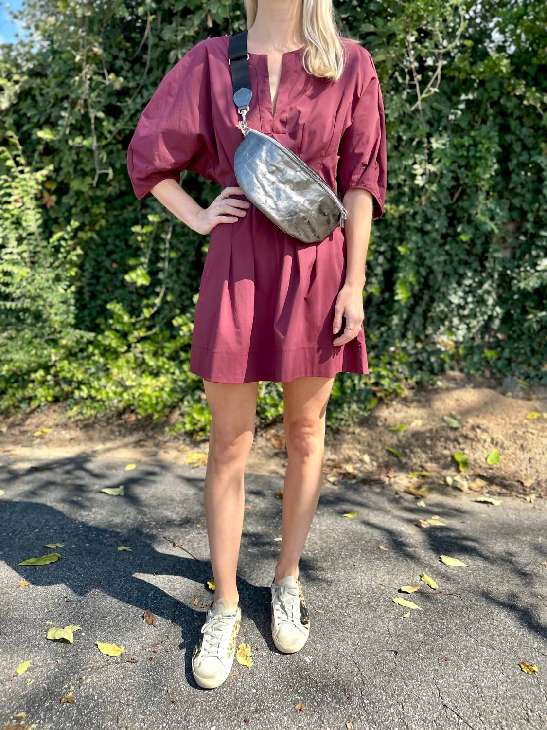 Steve Madden - Dayton V-neck Mini Dress