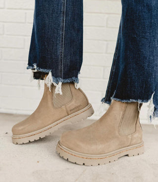 Birkenstock - Women's Highwood Suede Ankle Boots