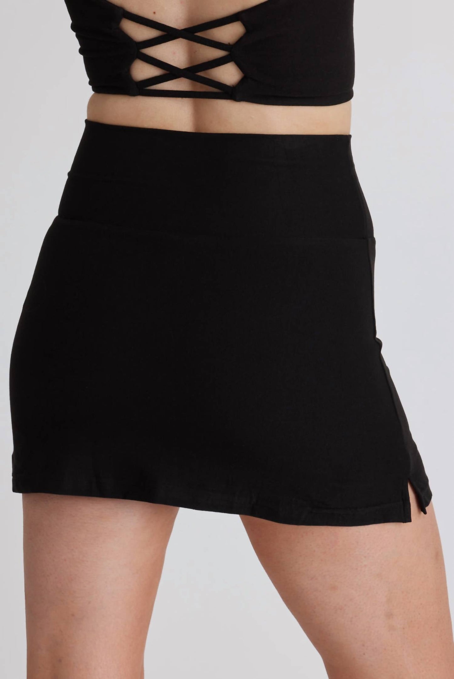 Wolven - Vegan Suede Finish Tennis Skirt