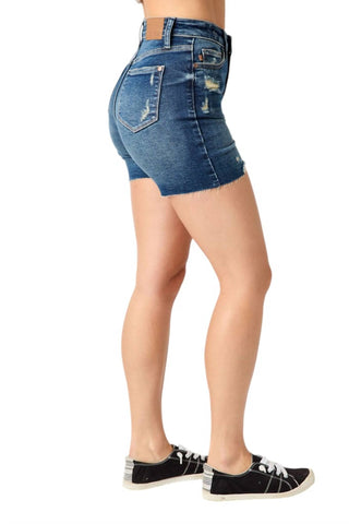 Judy Blue - HIGH-RISE CUT OFF DENIM SHORTS