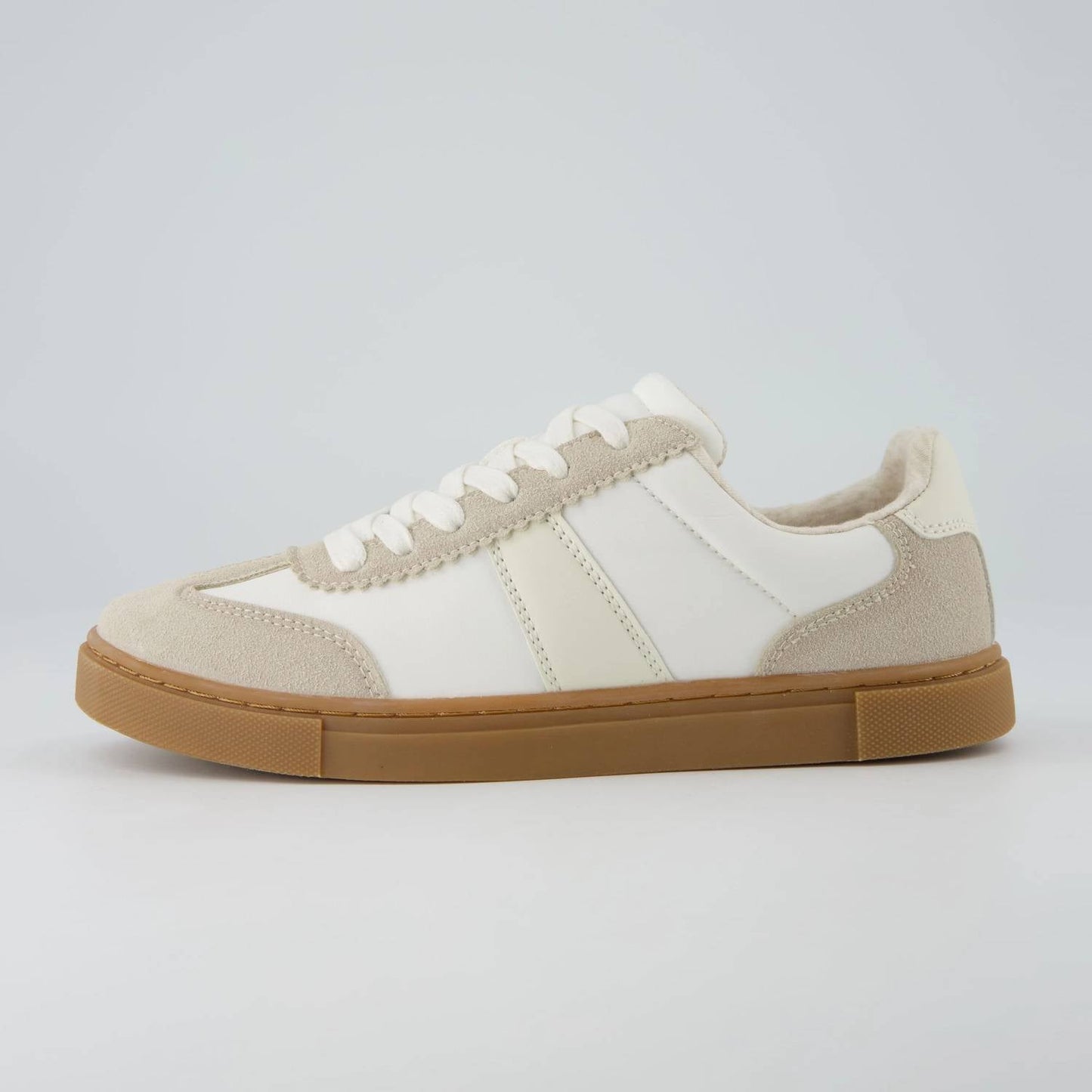 Cushionaire - Women's Balance Fashion Sneakers