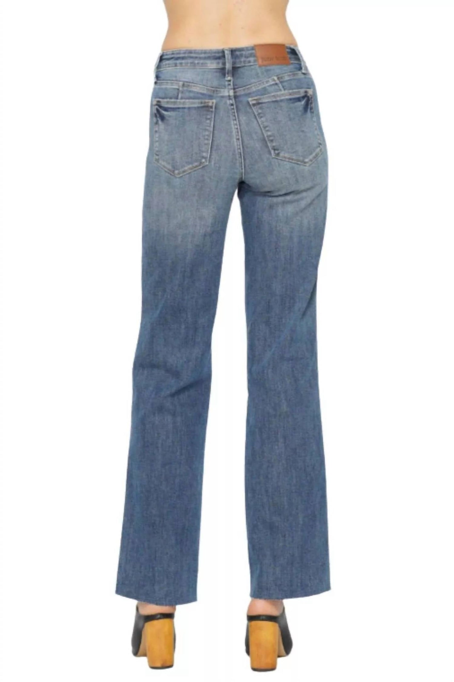 Judy Blue - Mid Rise Tummy Control Vintage Straight Jeans