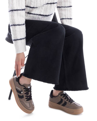 Xti - Women's 144585 Round Toe Sneakers