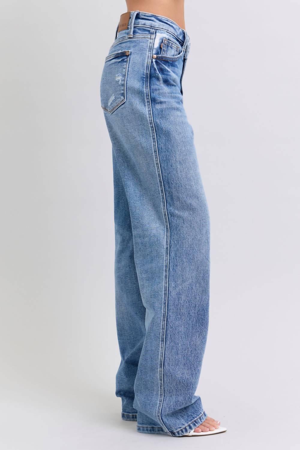 Judy Blue - Rigid Magic Criss-cross Waistband Straight Jeans