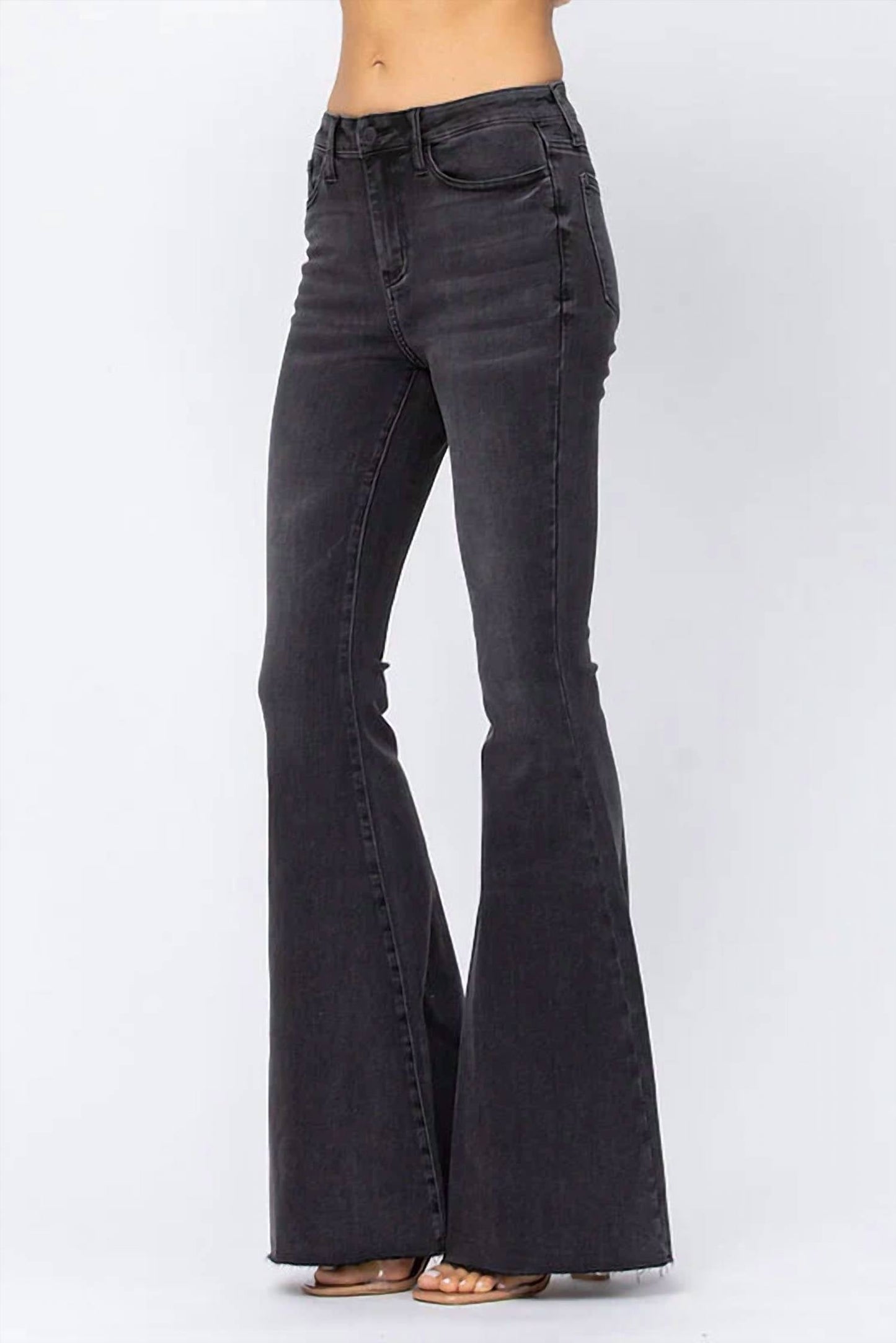 Judy Blue - High-rise Super Flare Jeans