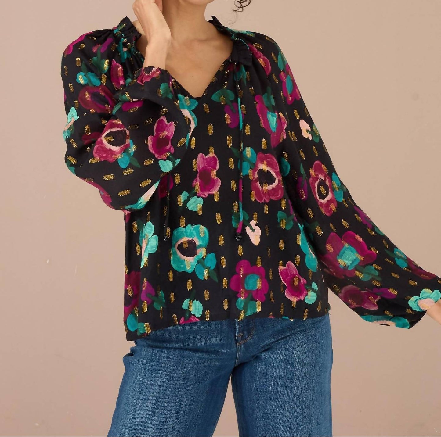 Alivia - Ashley V-neck Top