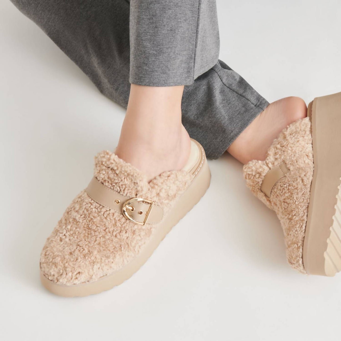 Dolce Vita - Women's Lelani Plush Wedge Clogs