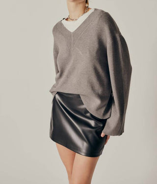 Deluc - V-neck Sweater