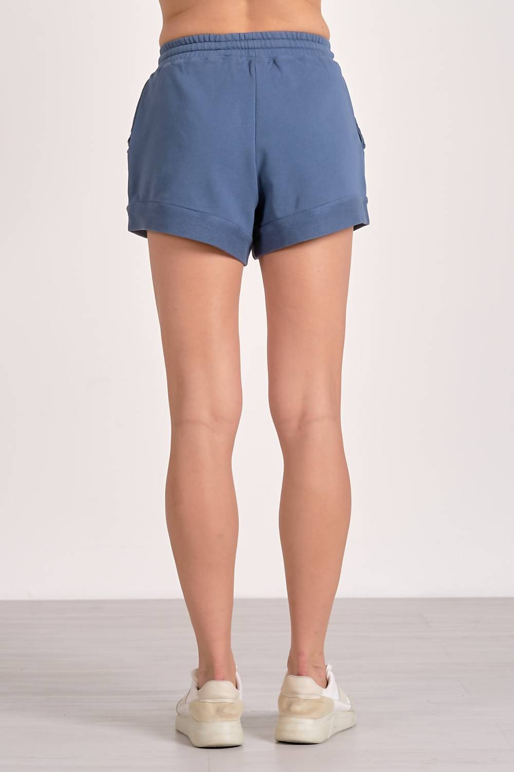 Elan - Elastic Waistband Cuff Shorts