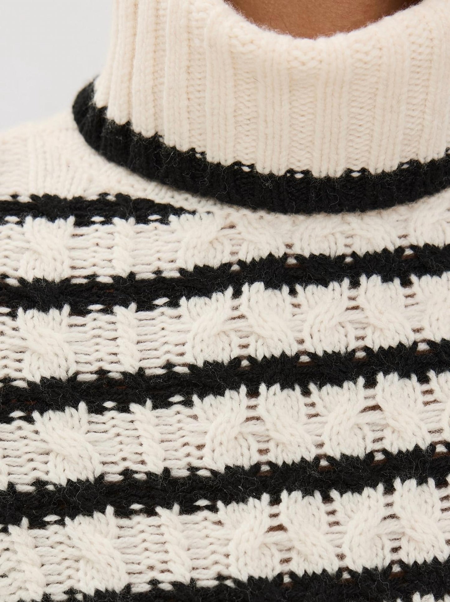 Veronica Beard - Iyla Turtleneck