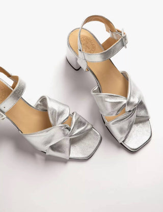 Penelope Chilvers - Women's Infinity Metallic Sandal