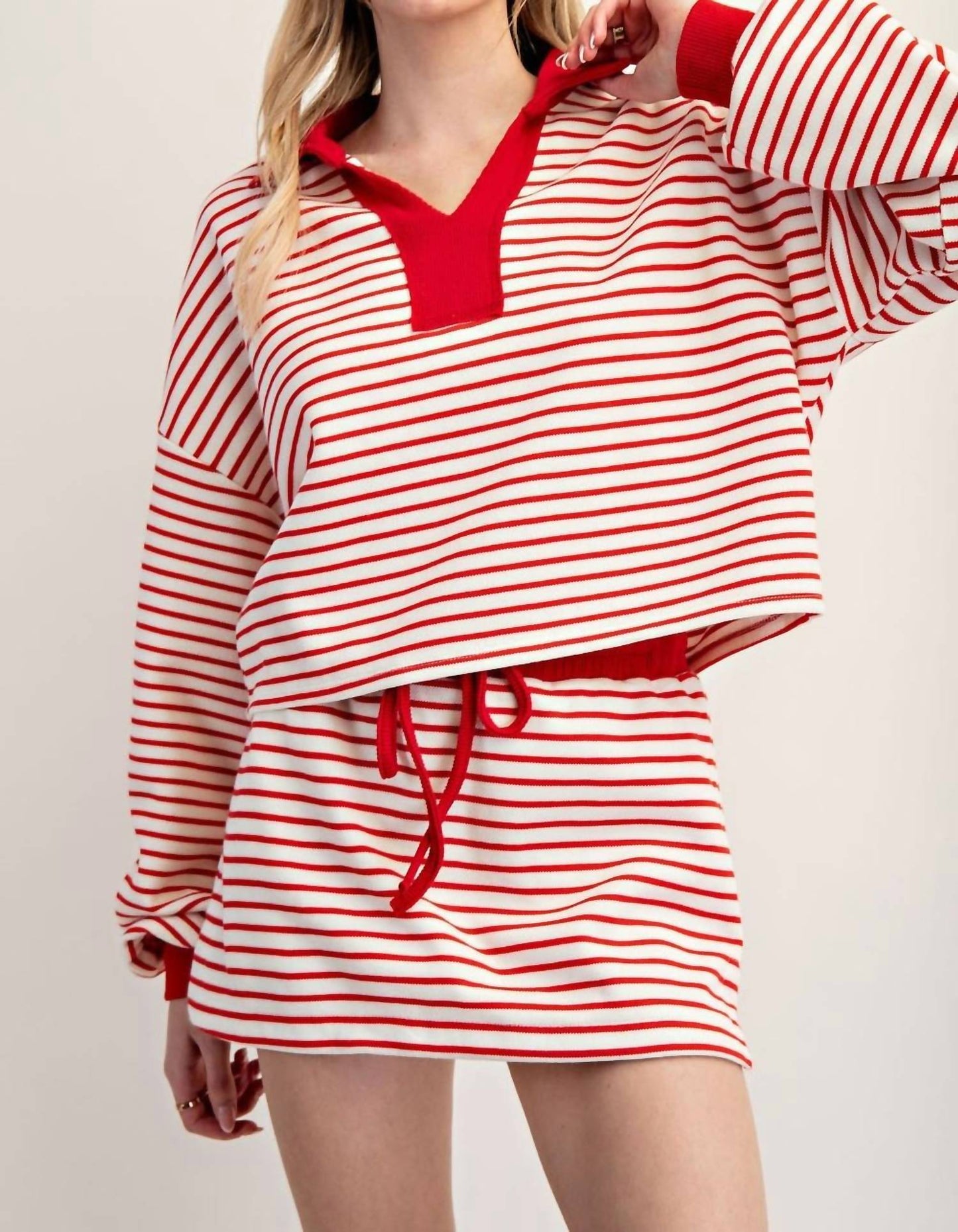 Eesome - Striped Long Sleeve Cropped Pullover