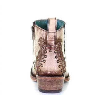 Corral - Women's Embroidered & Stud Round Toe Short Boot