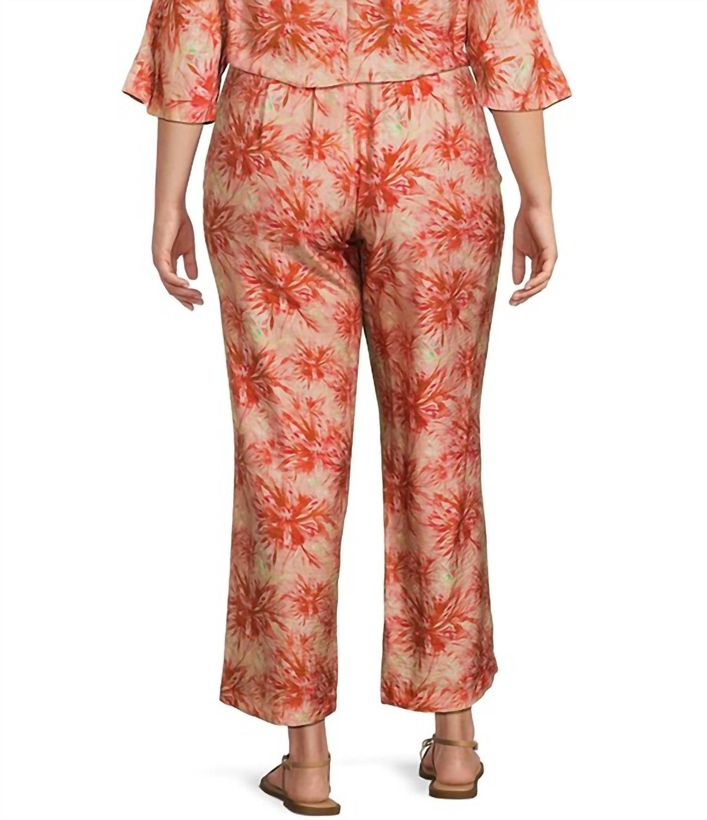 Lucy Paris - Rue Pant