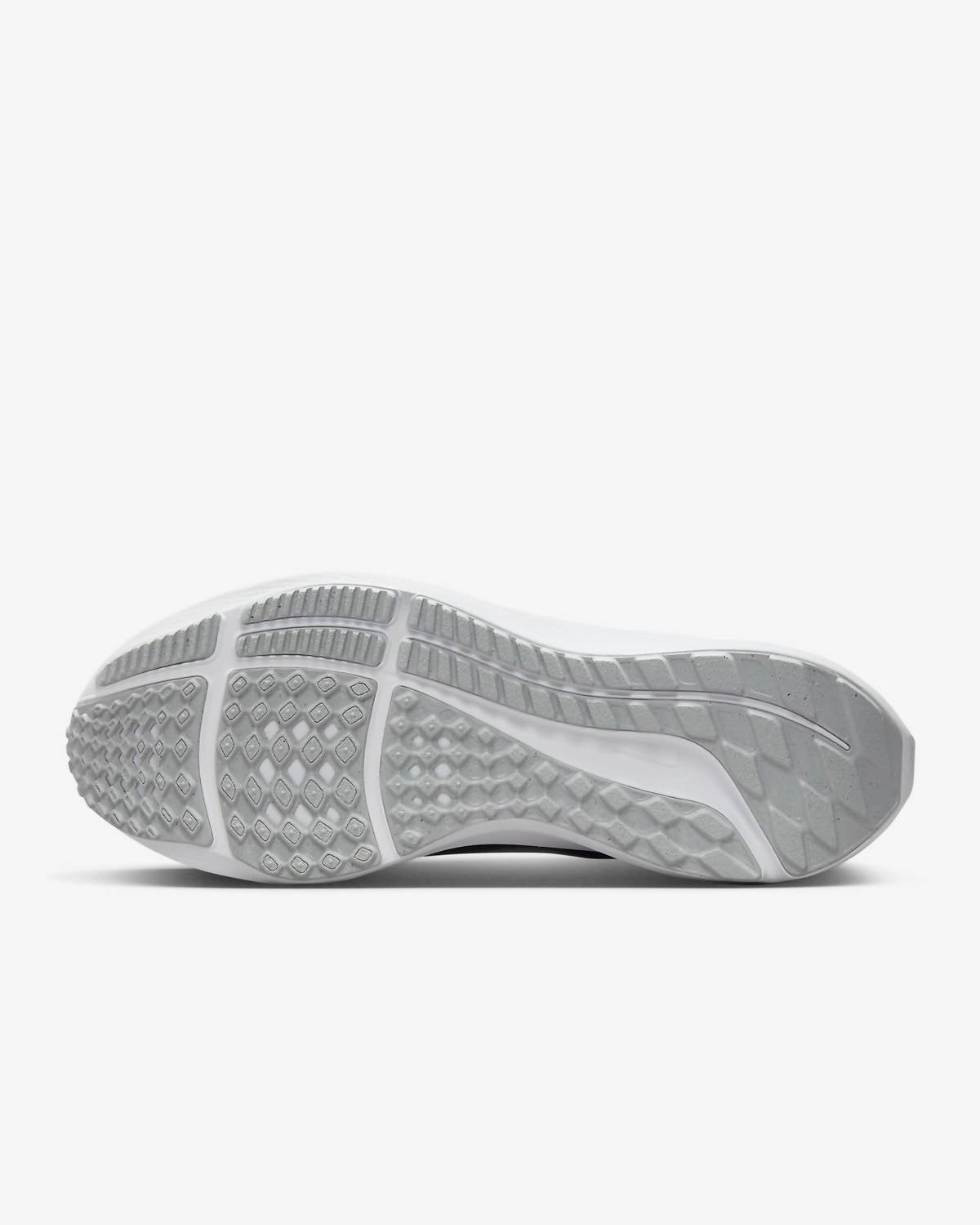 Nike - WOMEN'S PEGASUS 40 ROAD RUNNING SHOES