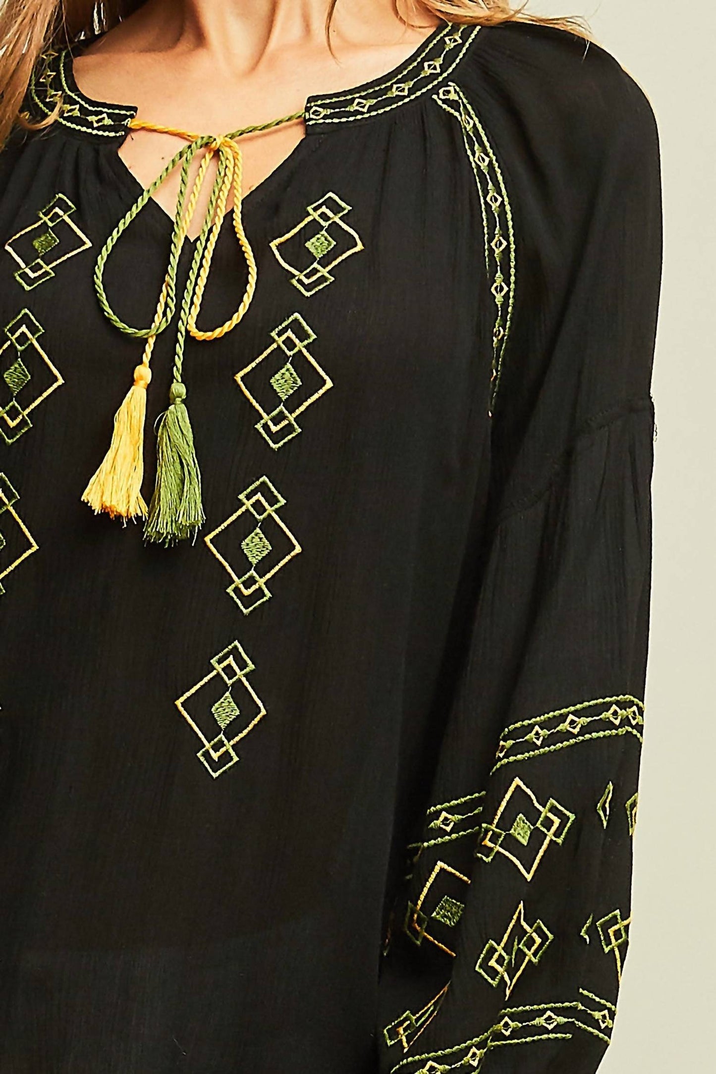 Entro - Tassel Tie Peasant Blouse
