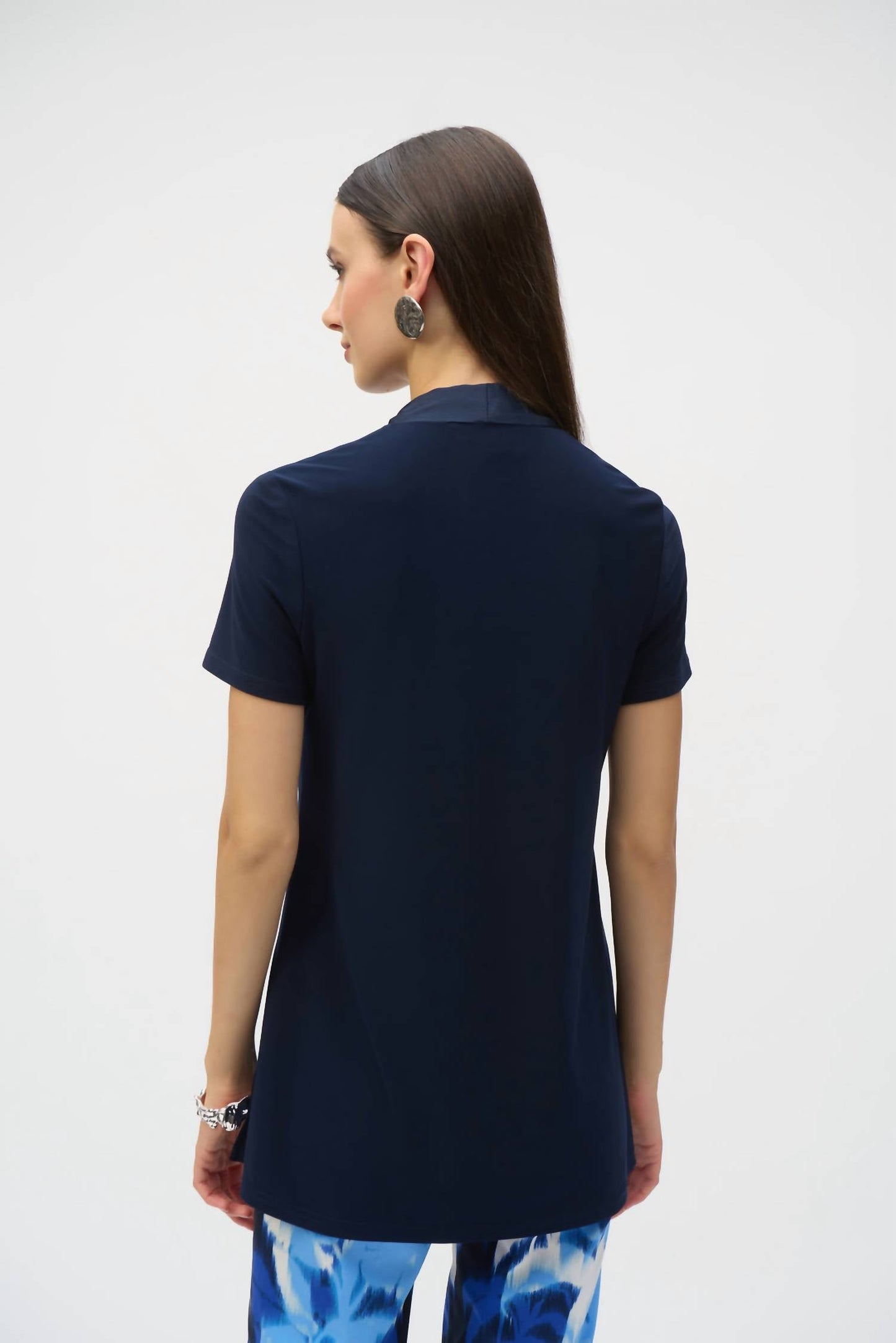 Joseph Ribkoff - Traight Top With Satin Scarf