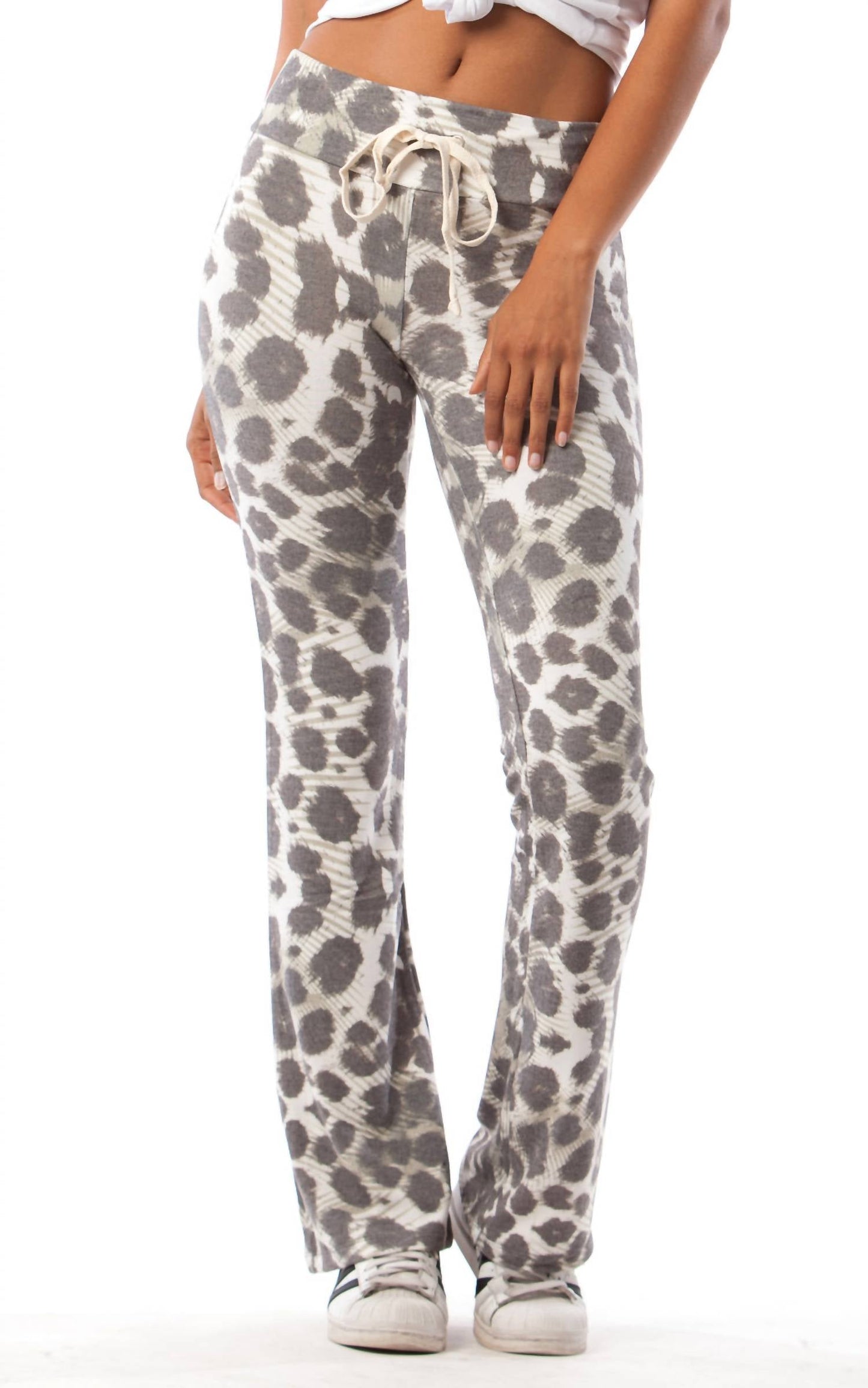 Playground - Women's Leopard Printed Sweatpants