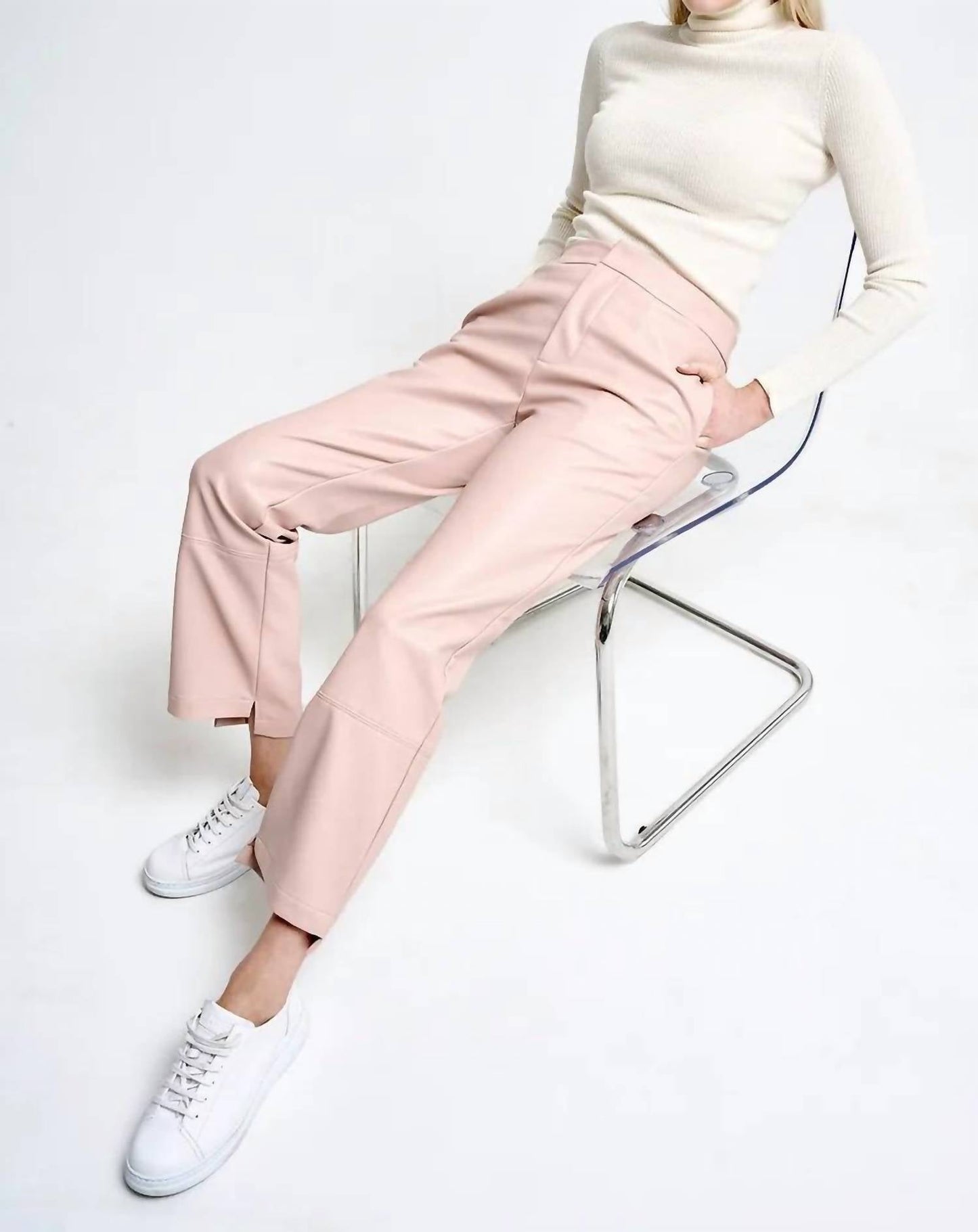 209Wst38 - Leather Pants