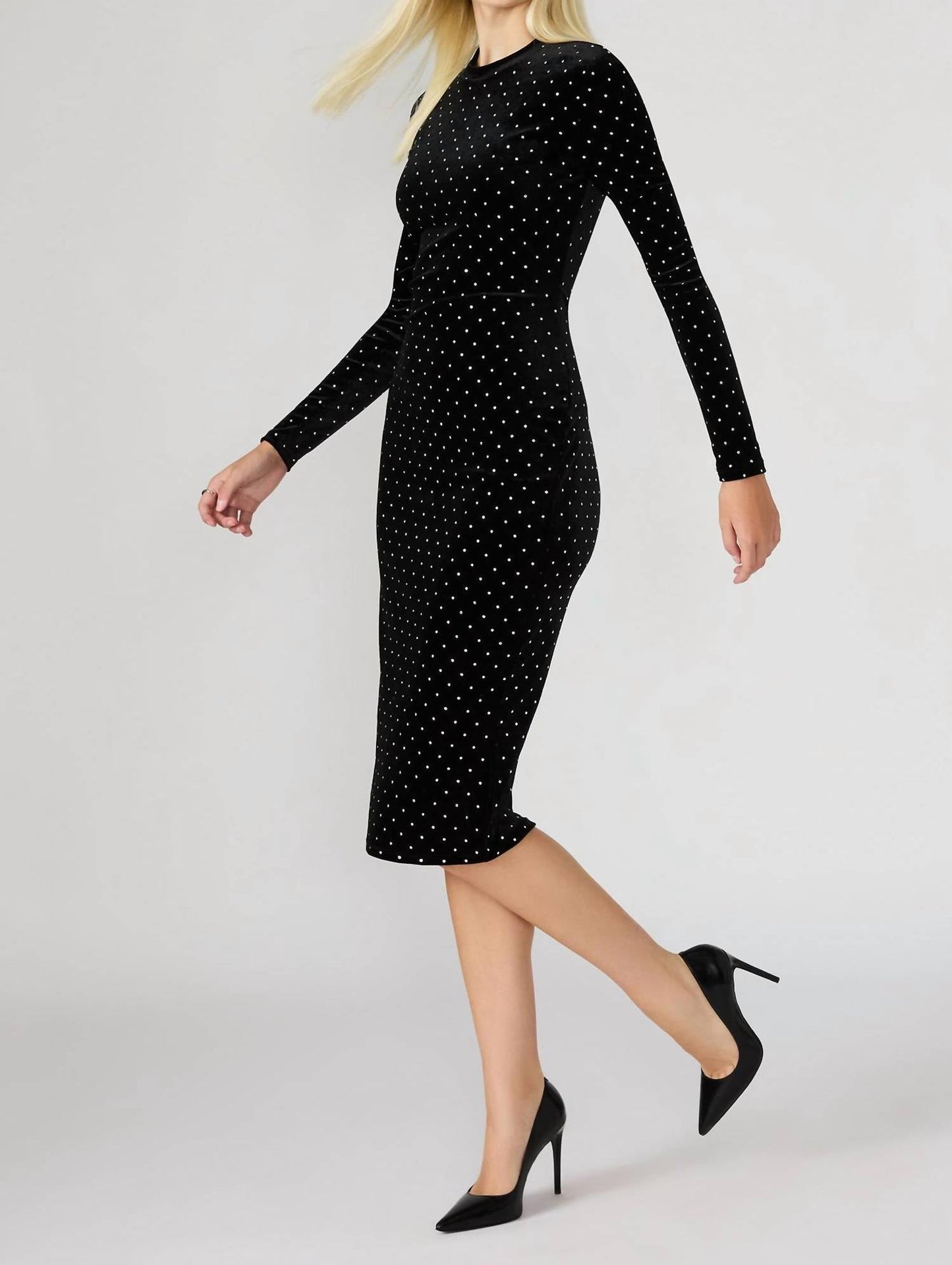 Steve Madden - Hailee Studded Velvet Midi Dress
