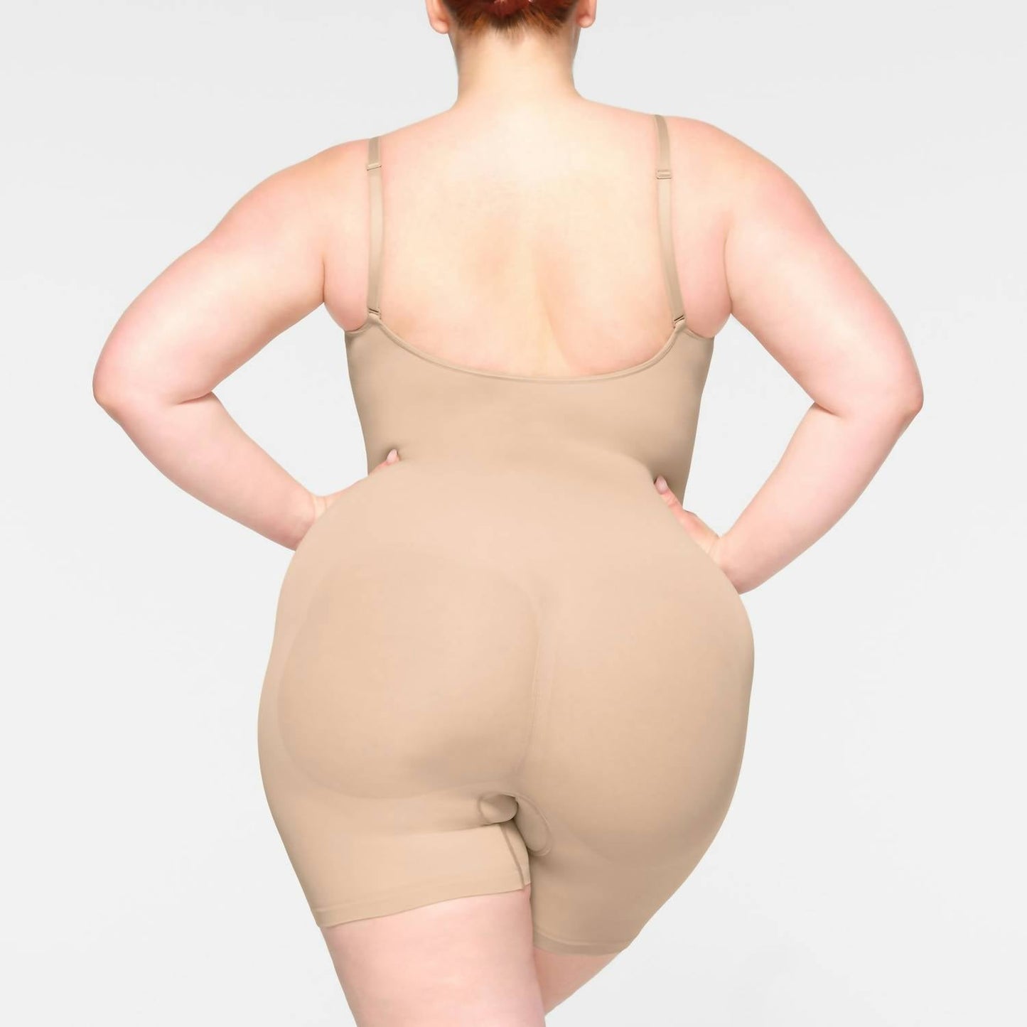 Skims - Semaless Sculpt Mid Thigh Bodysuit