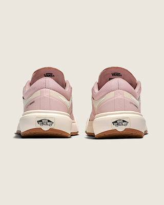 Vans - Women's Mte Ultrarange 2.0 Sneaker