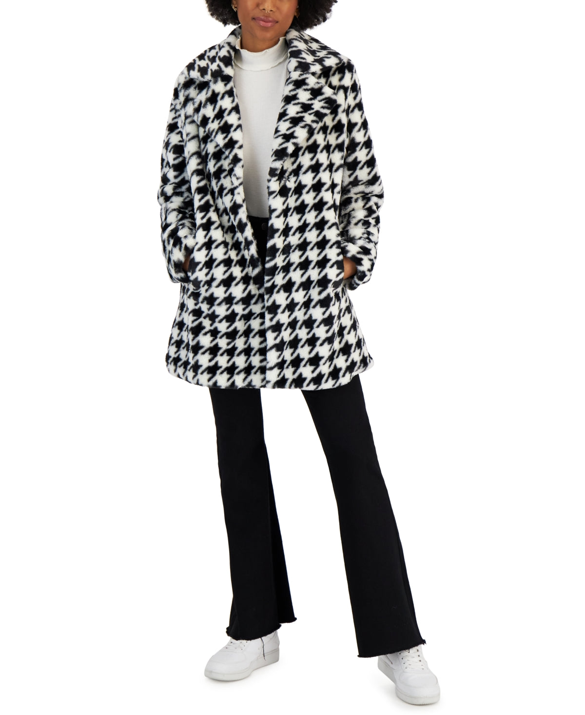 Coffeeshop Junior's Faux Fur Coat White Size Medium