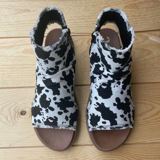 Very G - Women's Libra Cow Sandal Shoe