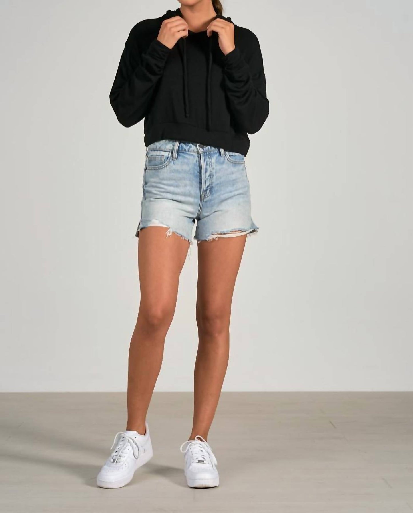 Elan - Cheri Long Sleeve Hoodie Crop Top