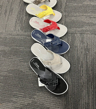 Clarks - Women's Breeze Sea Flip-flops