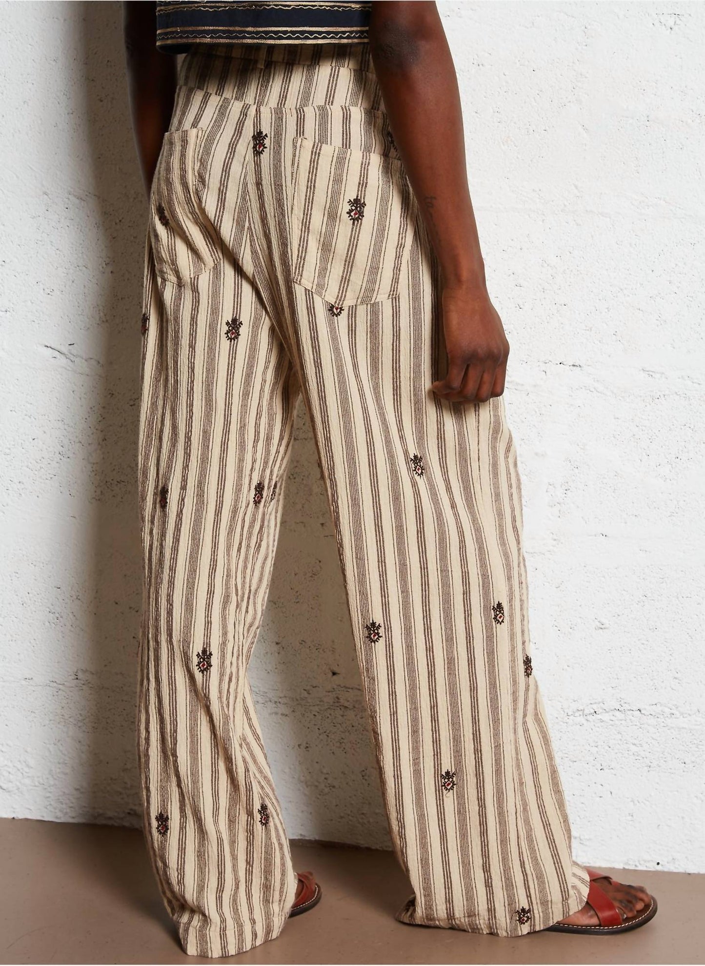 Maison Hotel - Bereber-lolo Pant
