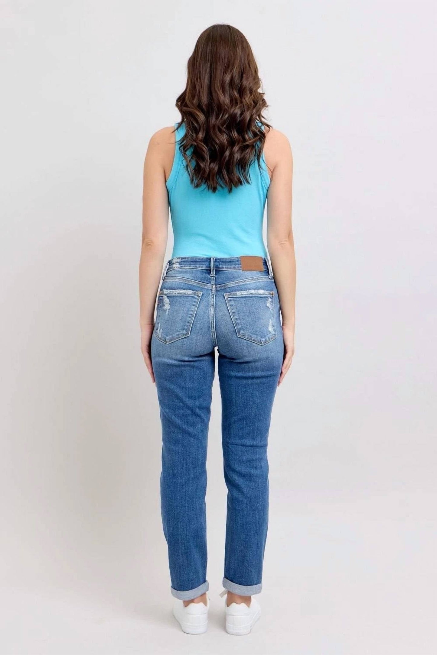 judy-blue-boyfriend-button-fly-jeans