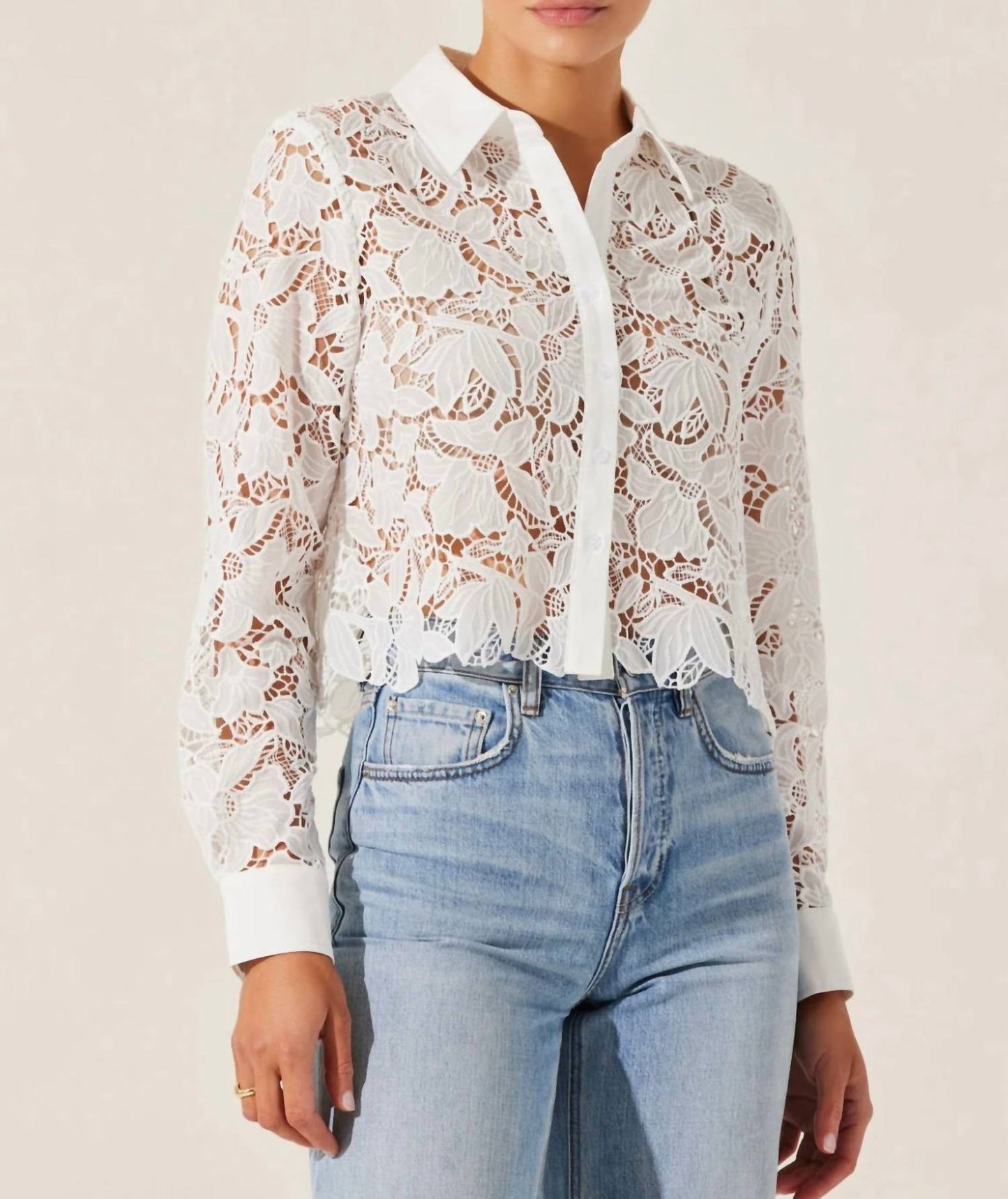 Astr - Isabis Floral Lace Top