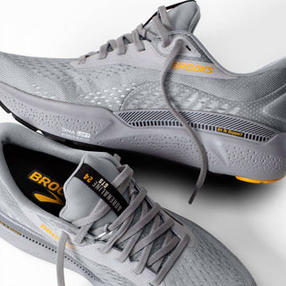 Brooks - Men's Adrenaline Gts 24 Running Sneakers