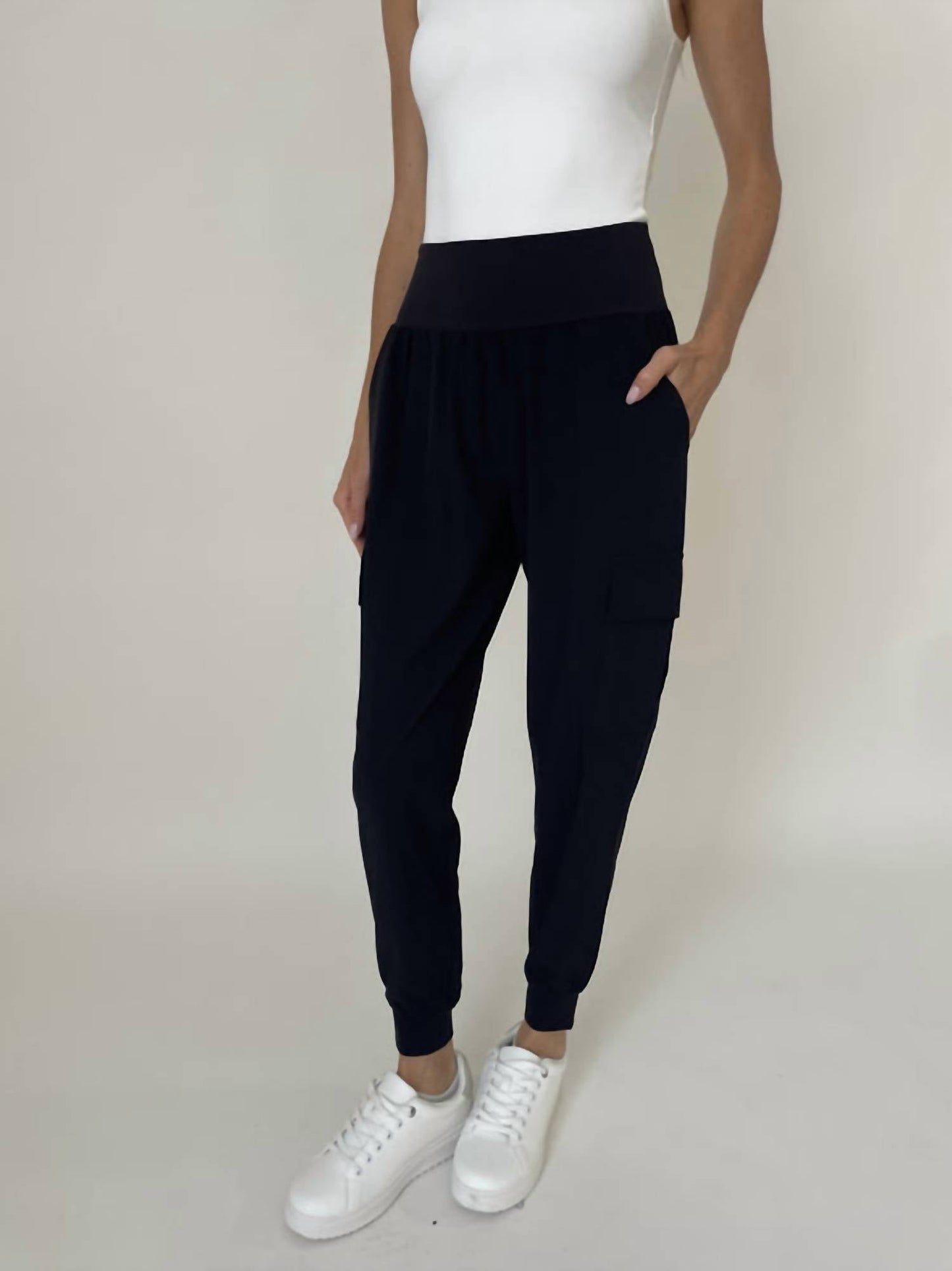 Six/Fifty - Lightweight Kristie Jogger Pants