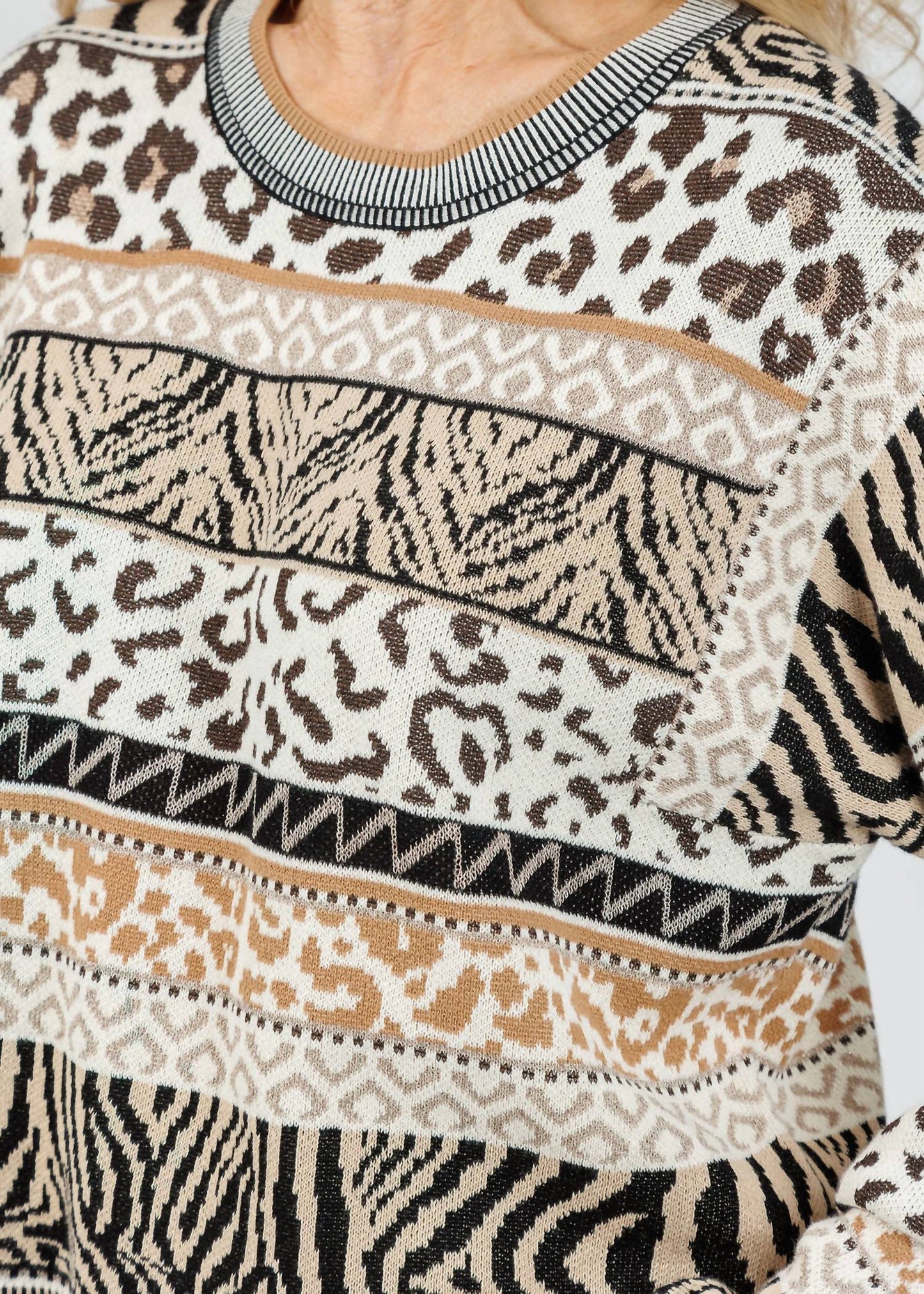 Oui - Women's Animal Print Sweater