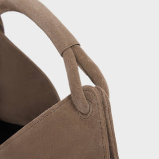 Lemiz - Women's Mia Bucket Handbag