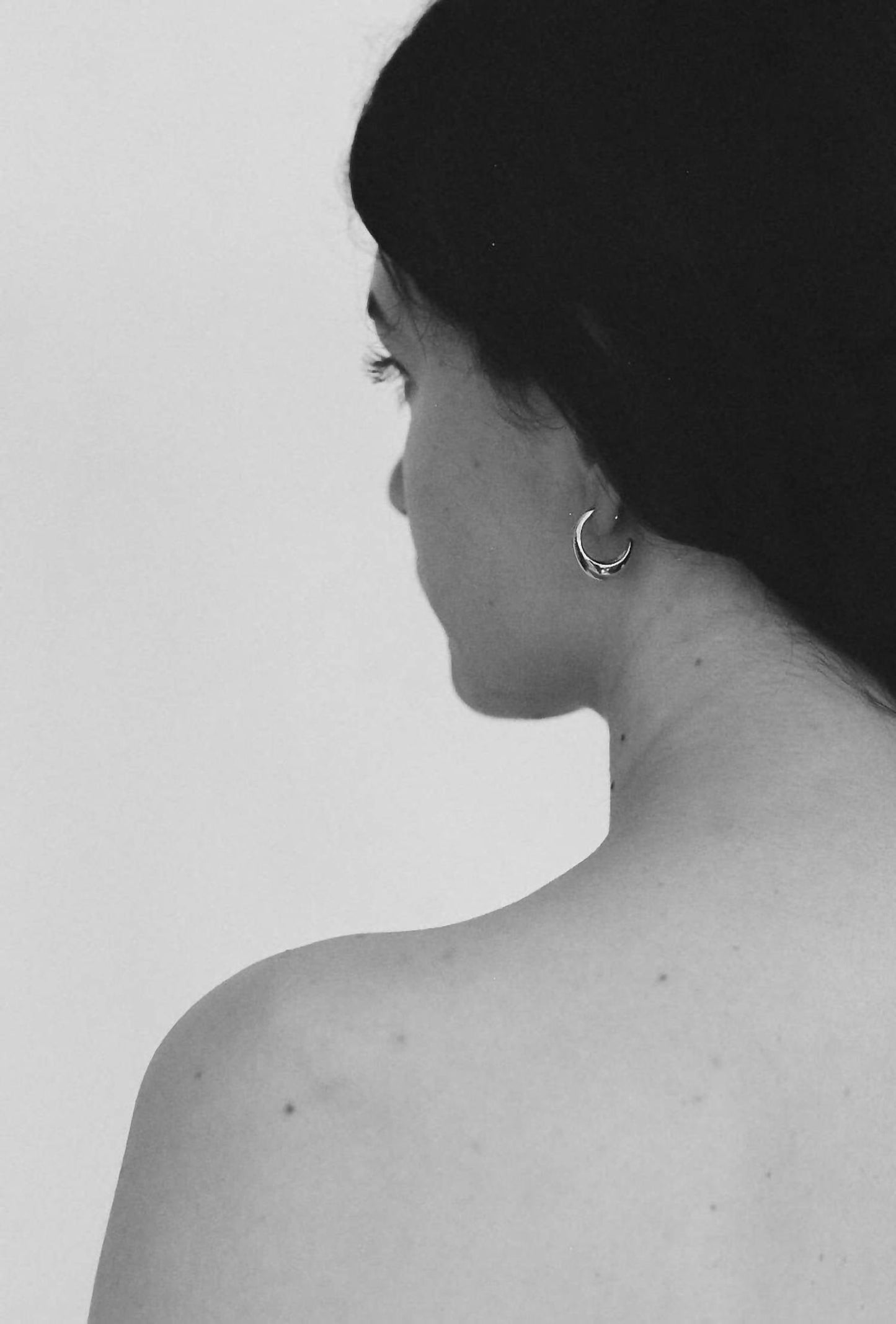 Maslo Jewelry - Inez Push Back Earrings