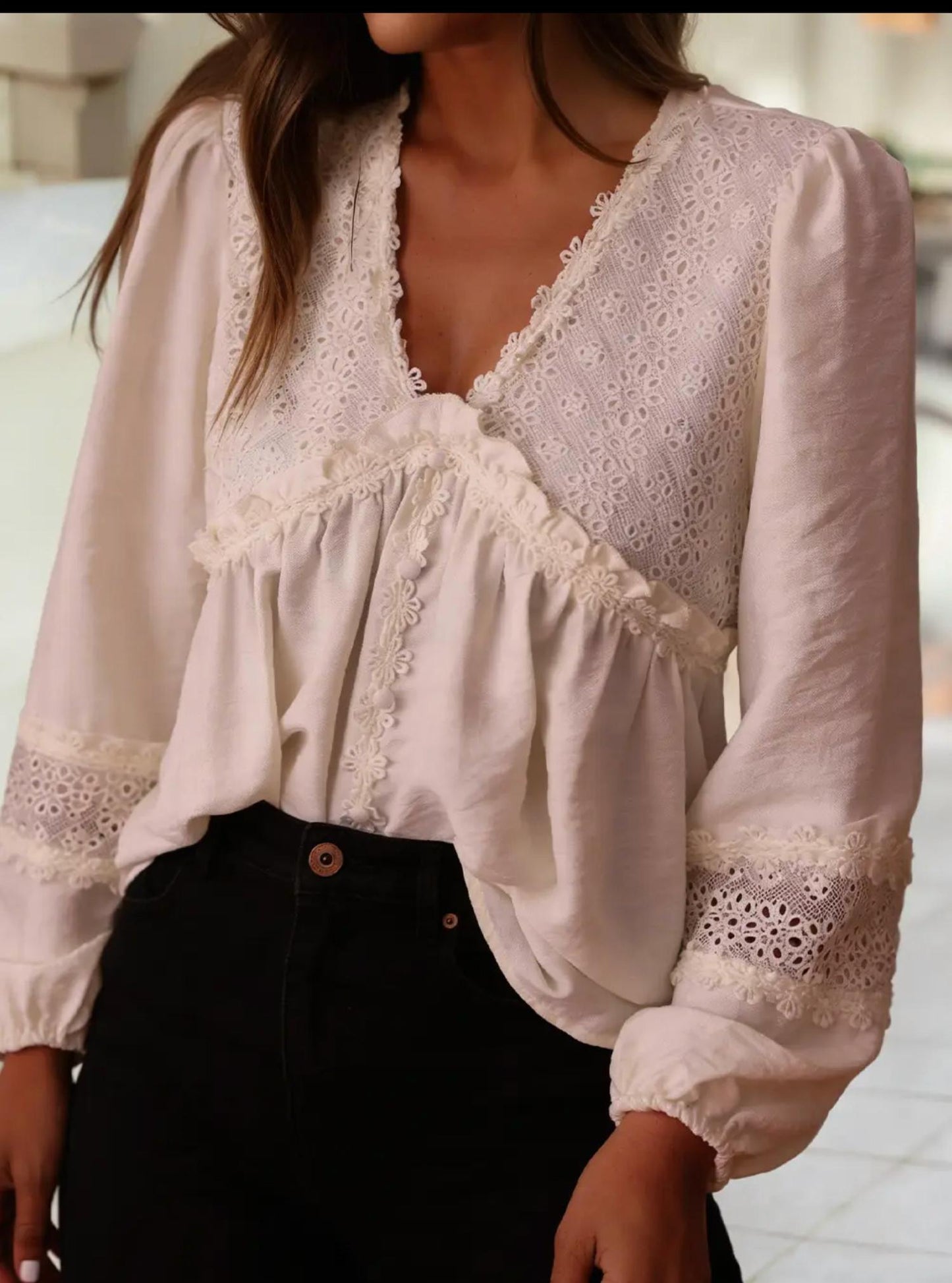1 The Woman - Floral lace patchwork long sleeve blouse