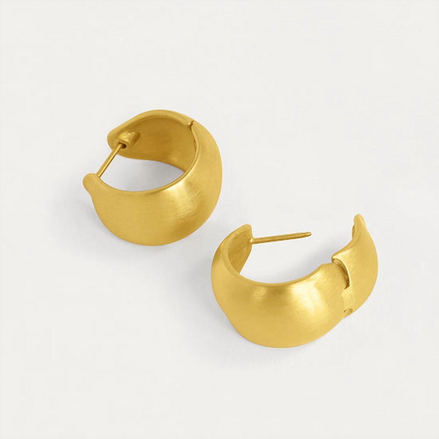 Dean Davidson - Women's Flow Huggie Hoop Earrings