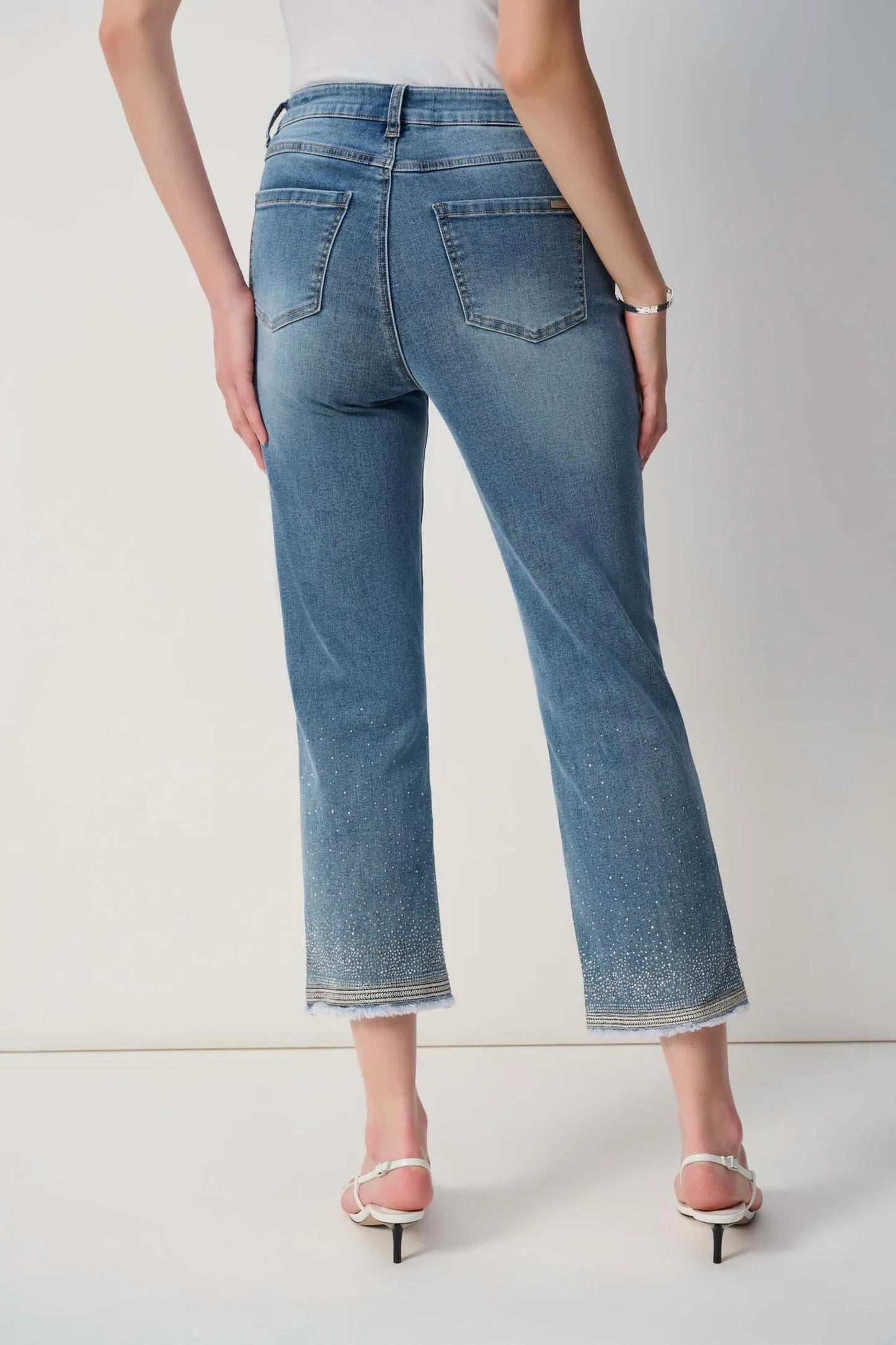 Joseph Ribkoff - Denim Embroidered Trip Slim Fit Cropped Jeans