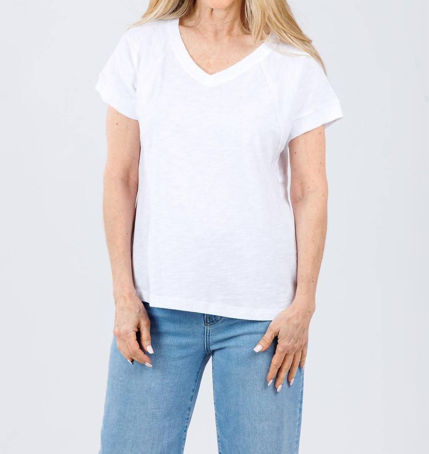 Elliott Lauren - Tina Raglan Short Sleeve V-neck Tee