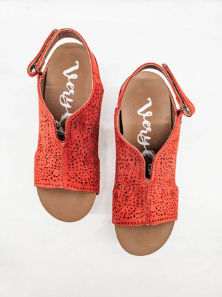 Very G - Women's Free Fly Wedge Sandals