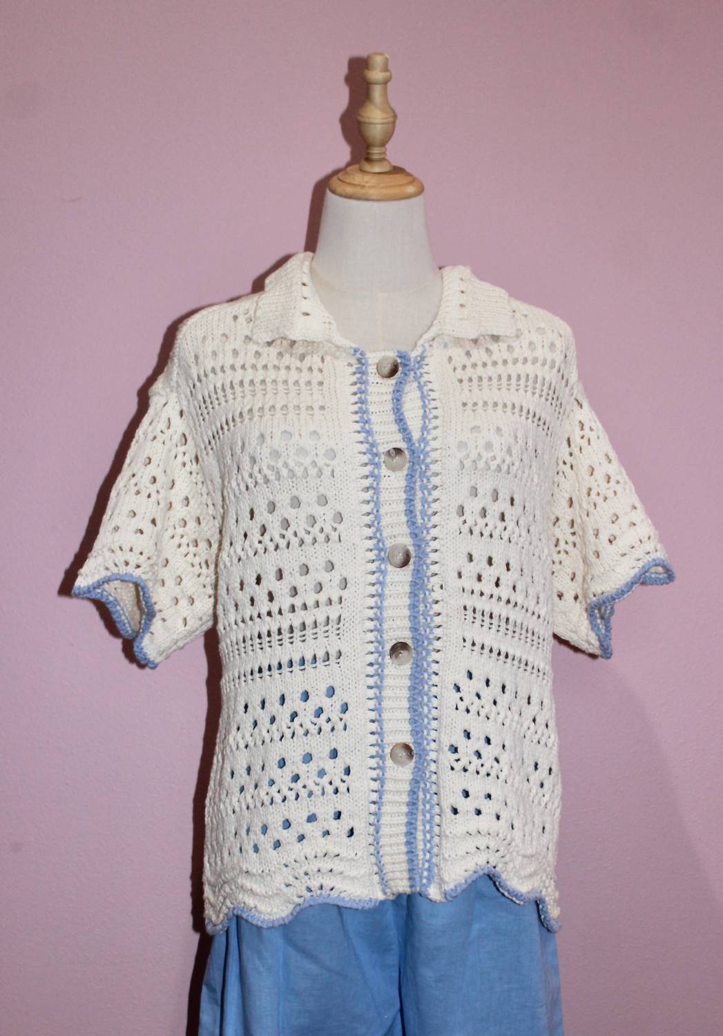 Aaron & Amber - Button Down Wave Trim Collared Sweater