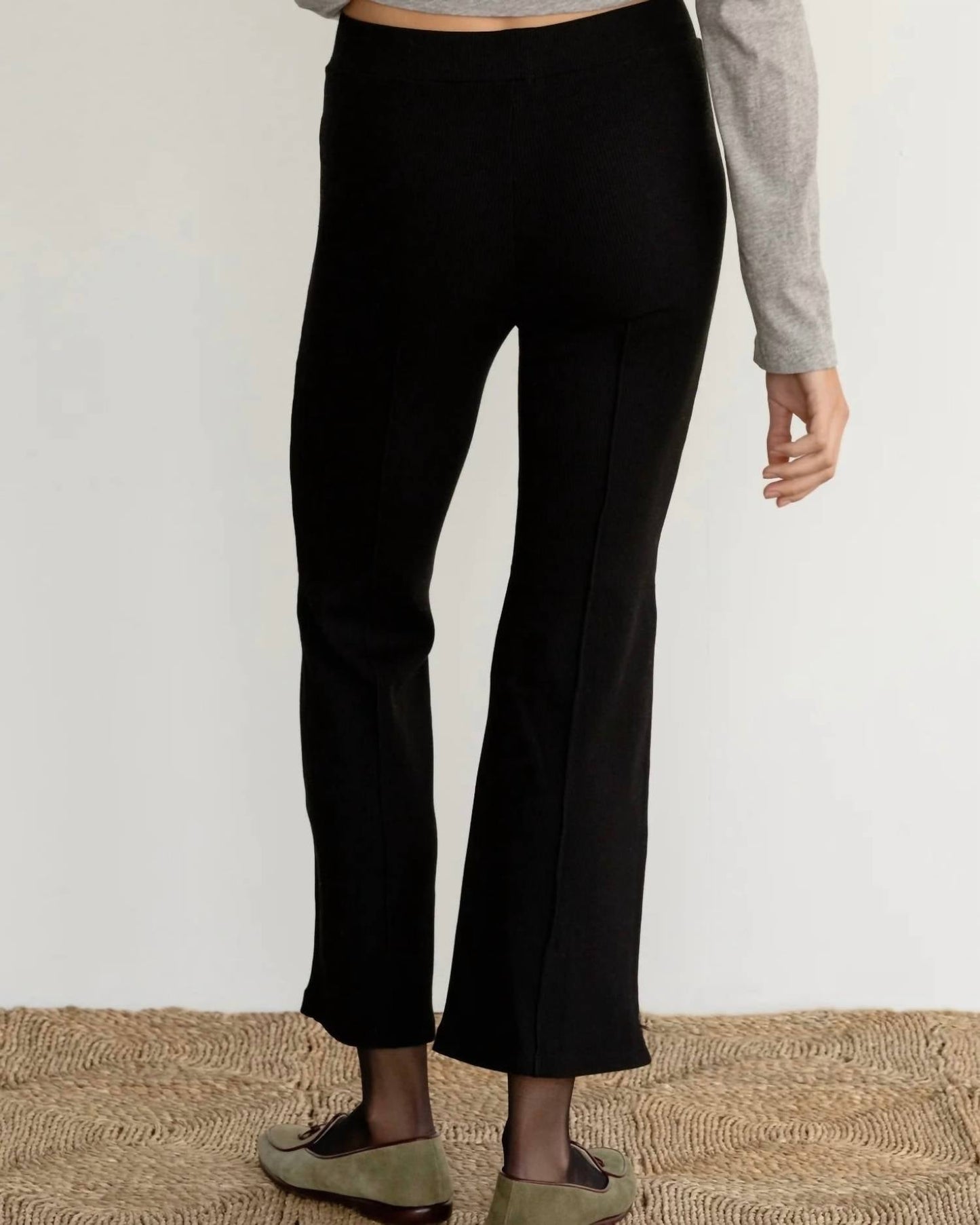 Donni. - Rib Kick Flare Pant