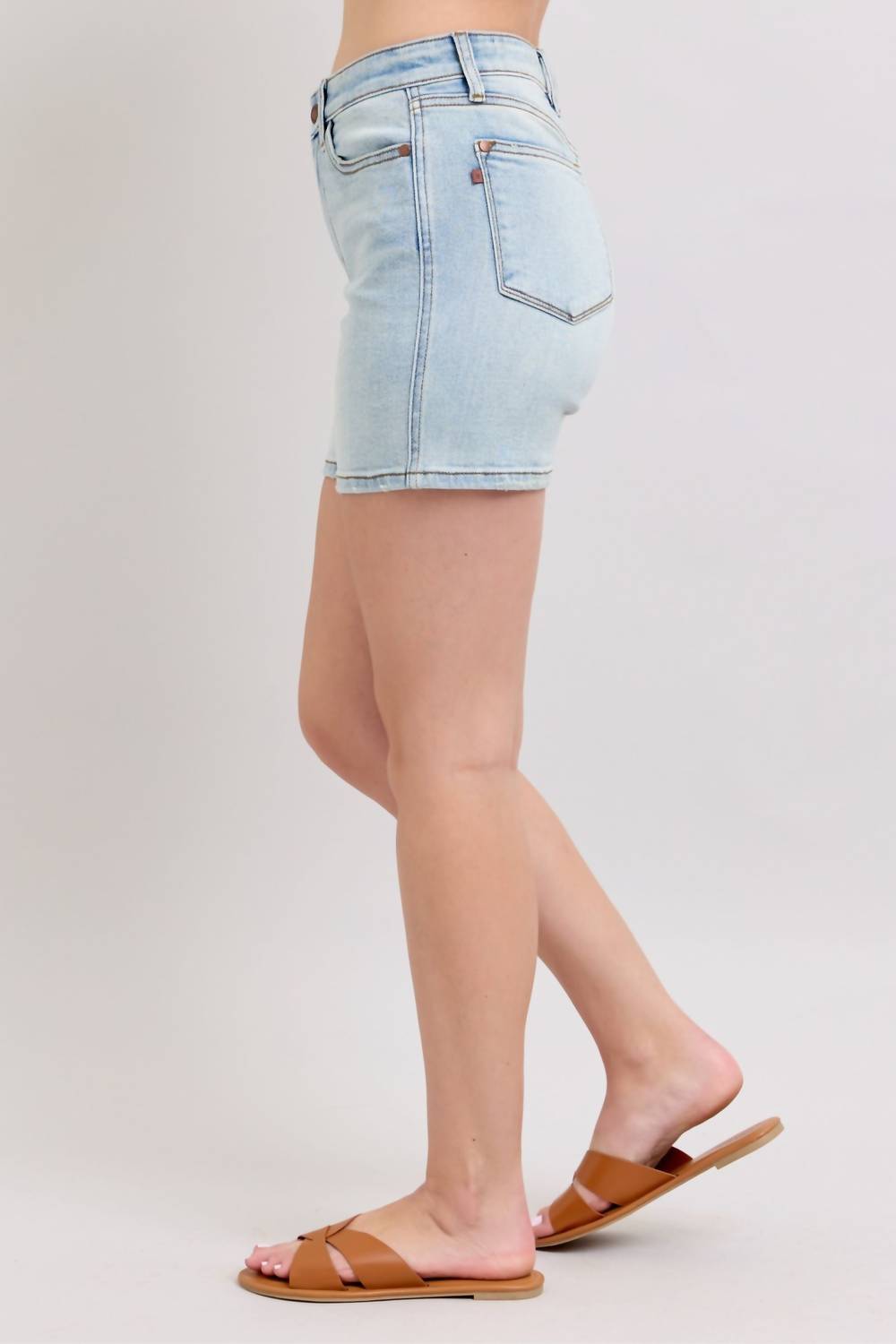 Judy Blue - 2 Button Mid Length Dad Shorts