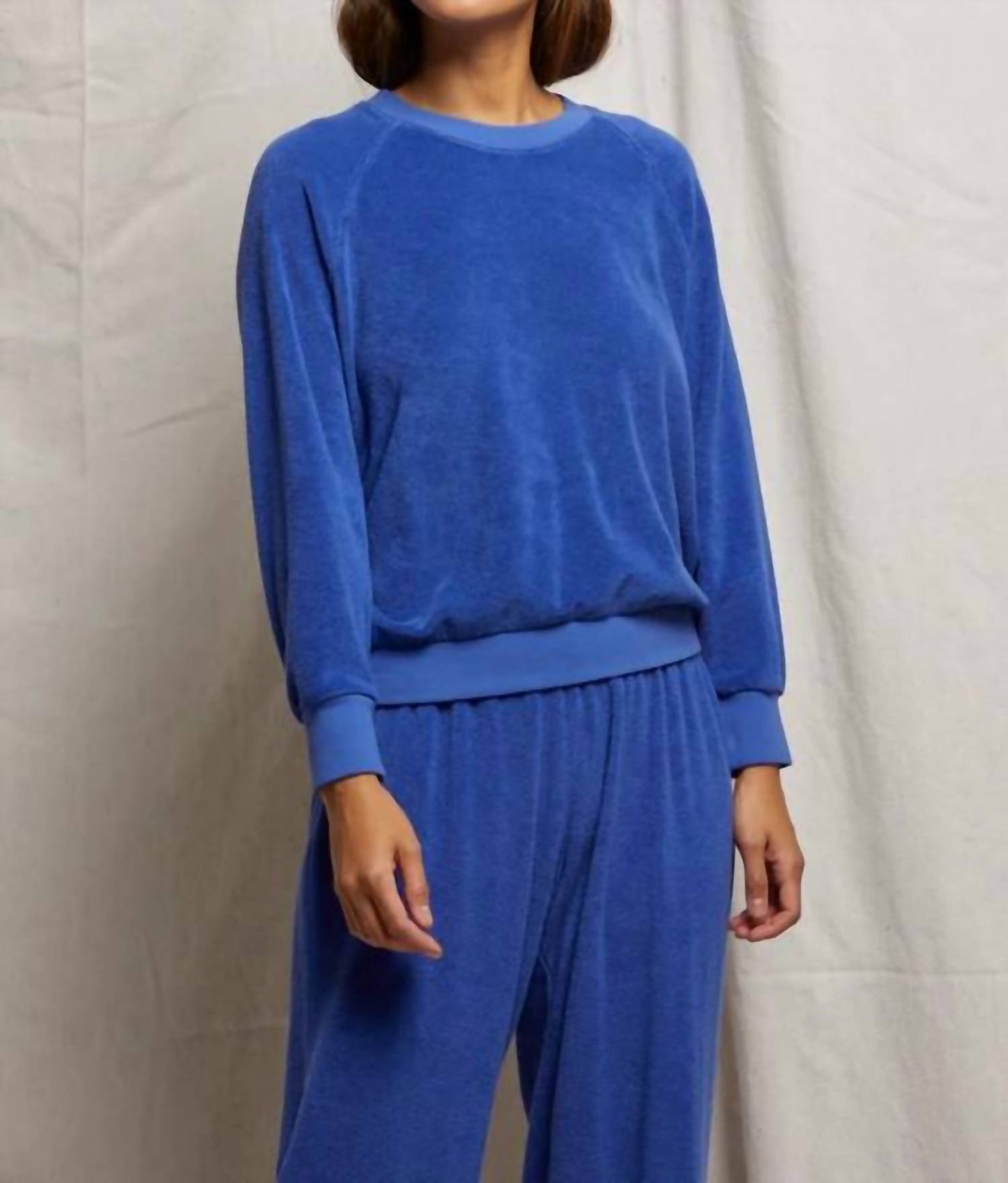 Perfectwhitetee - Saylor Crew Sweatshirt