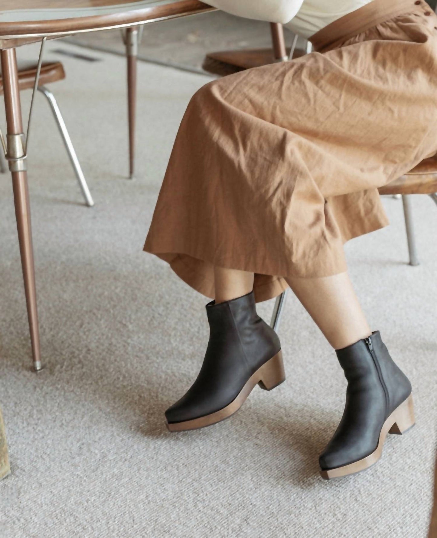 Coclico - Women's Keep Shearling Clog Boots