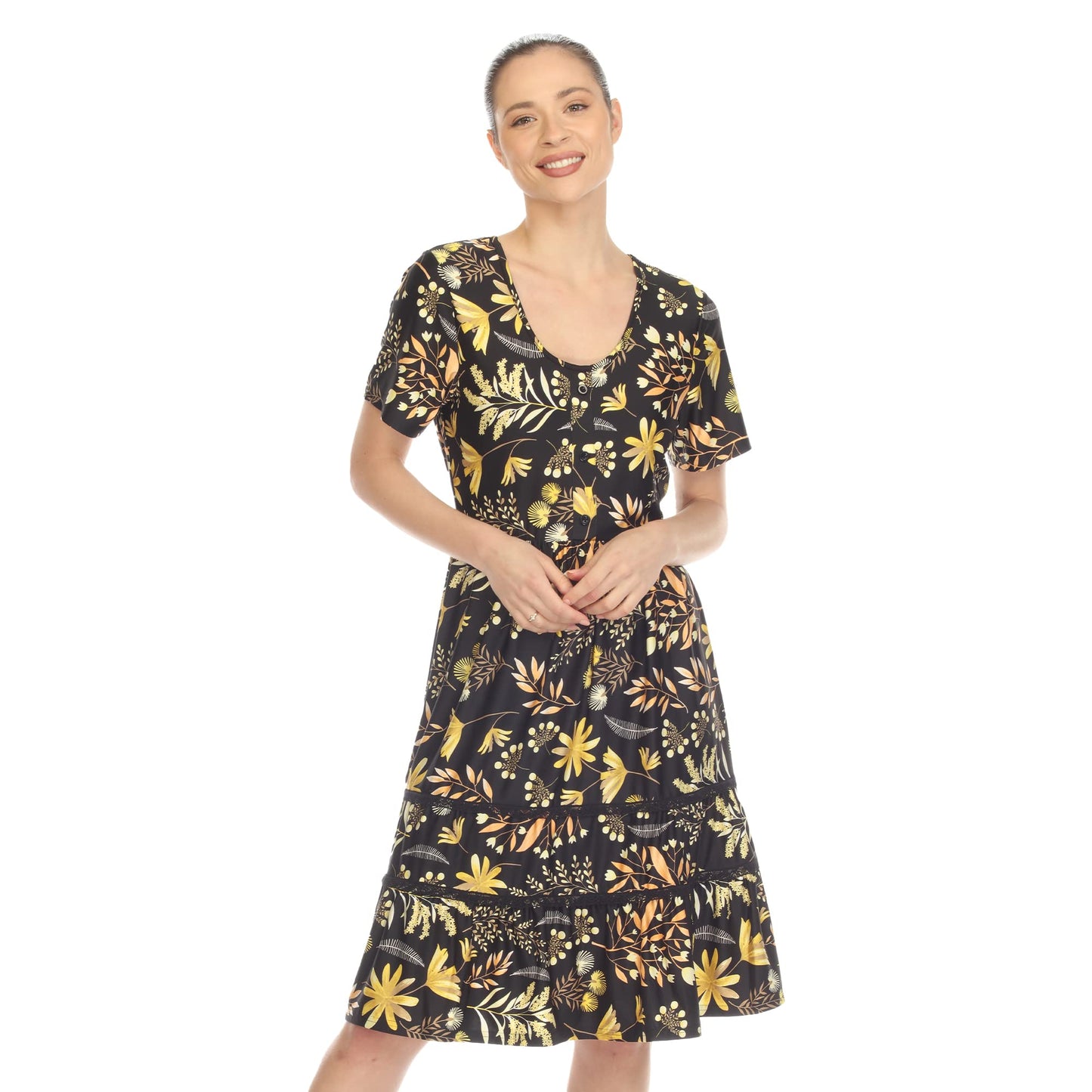 white mark Womens Floral Short Sleeve Knee Length Tiered Dress Black